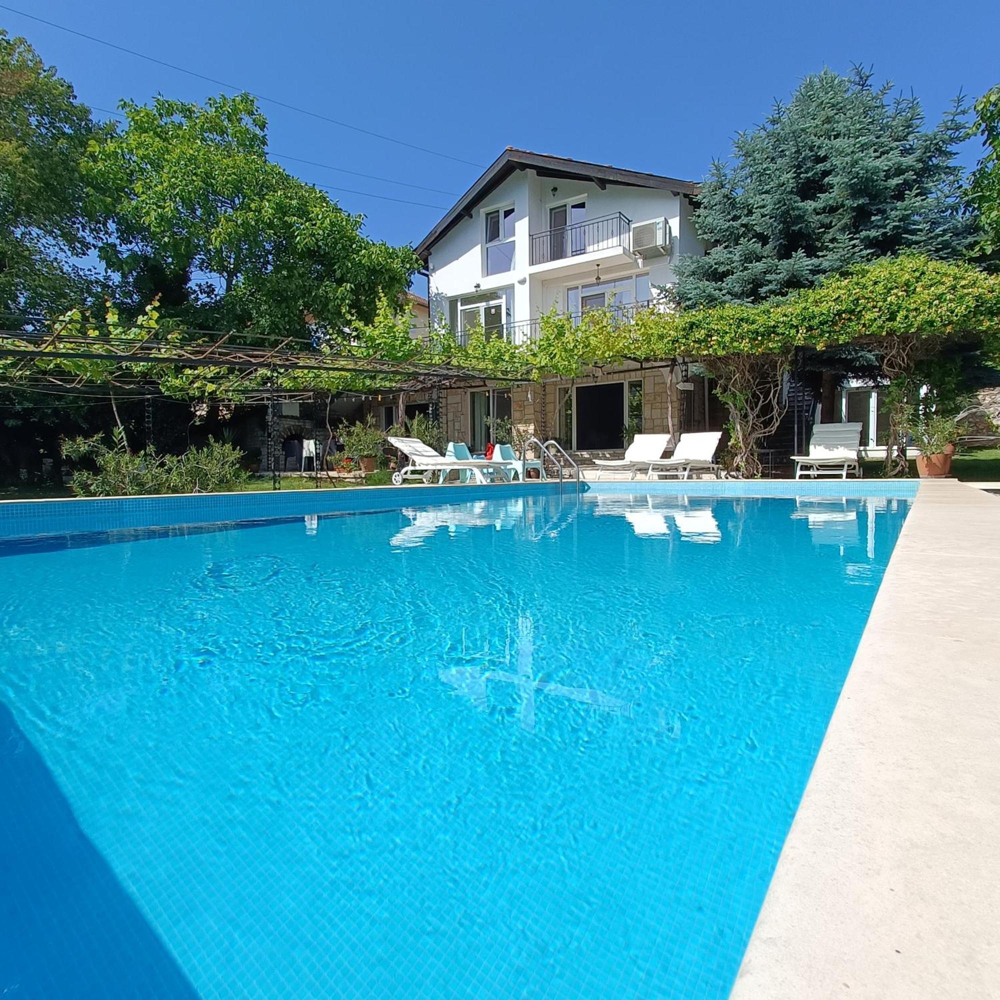 Villa Regina Serafina Balchik Esterno foto