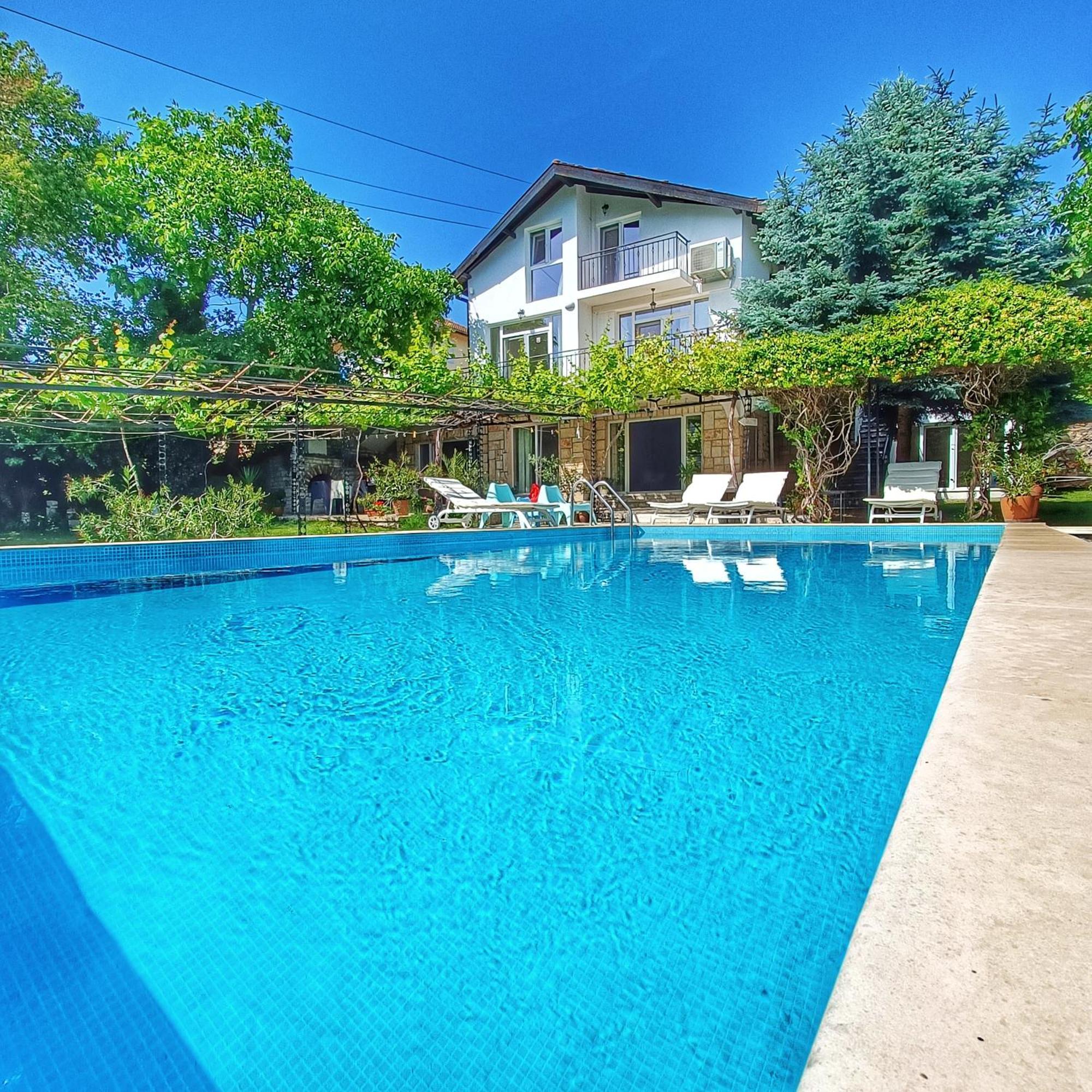 Villa Regina Serafina Balchik Esterno foto